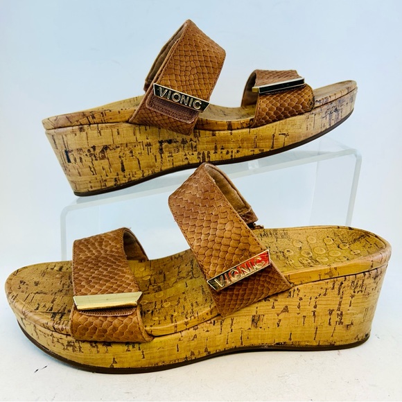 Vionic Brown Snake Pepper Adjustable Double Strap Wedge Sandals, size 9 - Picture 5 of 10